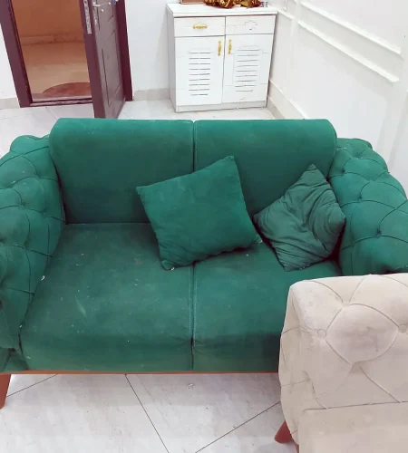 تنظيف السجاد والمفروشات شركة المعتقد لخدمات التنظيف - شركة نظافة - شركة تنظيف - شركة تنظيف مفروشات - شركة تنظيف كنب - شركة تنظيف انتريهات - شركة نظافة وخدمات - شركة نظافة متخصصة