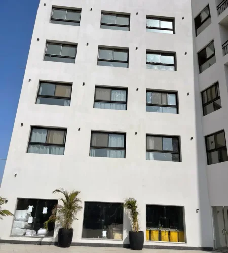 شركة تنظيف - شركة نظافة - شركة تنظيف واجهات - شركة تنظيف واجهات المباني - تنظيف الواجهات الزجاجية - تنظيف الواجهات الكلادينج - سابيدر واجهات - شركة سبايدر - شركة نظافة وخدمات - شركة تنظيف دوري